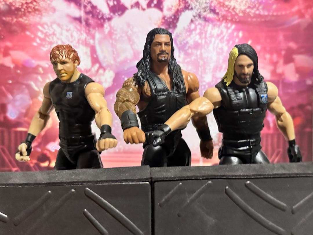 ザ・シールド　HBK AJスタイルズ wwe フィギュア バリケードセット