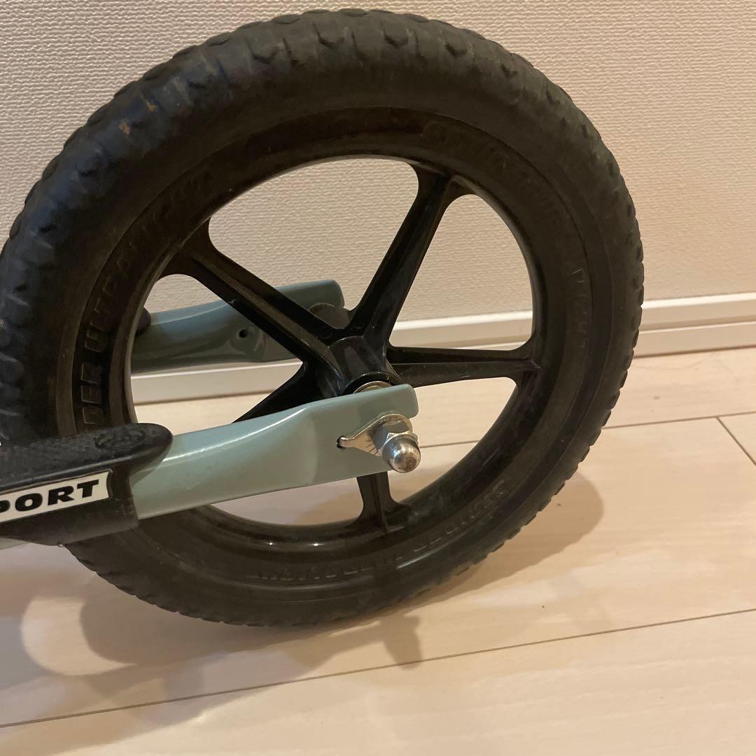 ストライダー12(スポーツモデル)「ICE BLUE（アイスブルー）美品