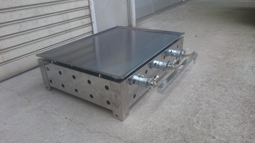 新品　ガス式　グリドル　60cm幅　鉄板4.5ミリ　売れてます　イベントに最適