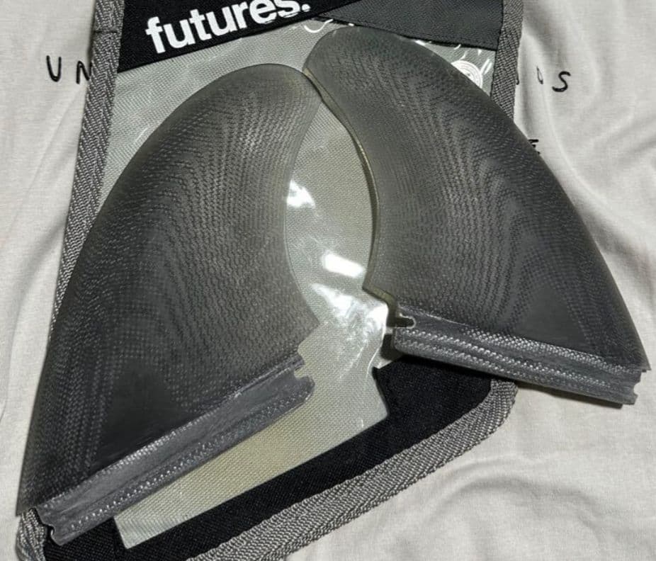 RYAN BURCH ライアンバーチ ツインフィン FUTURE 美品 中古