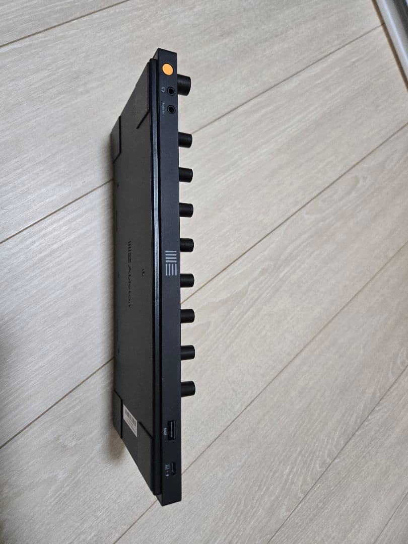 DJ機材 Ableton move