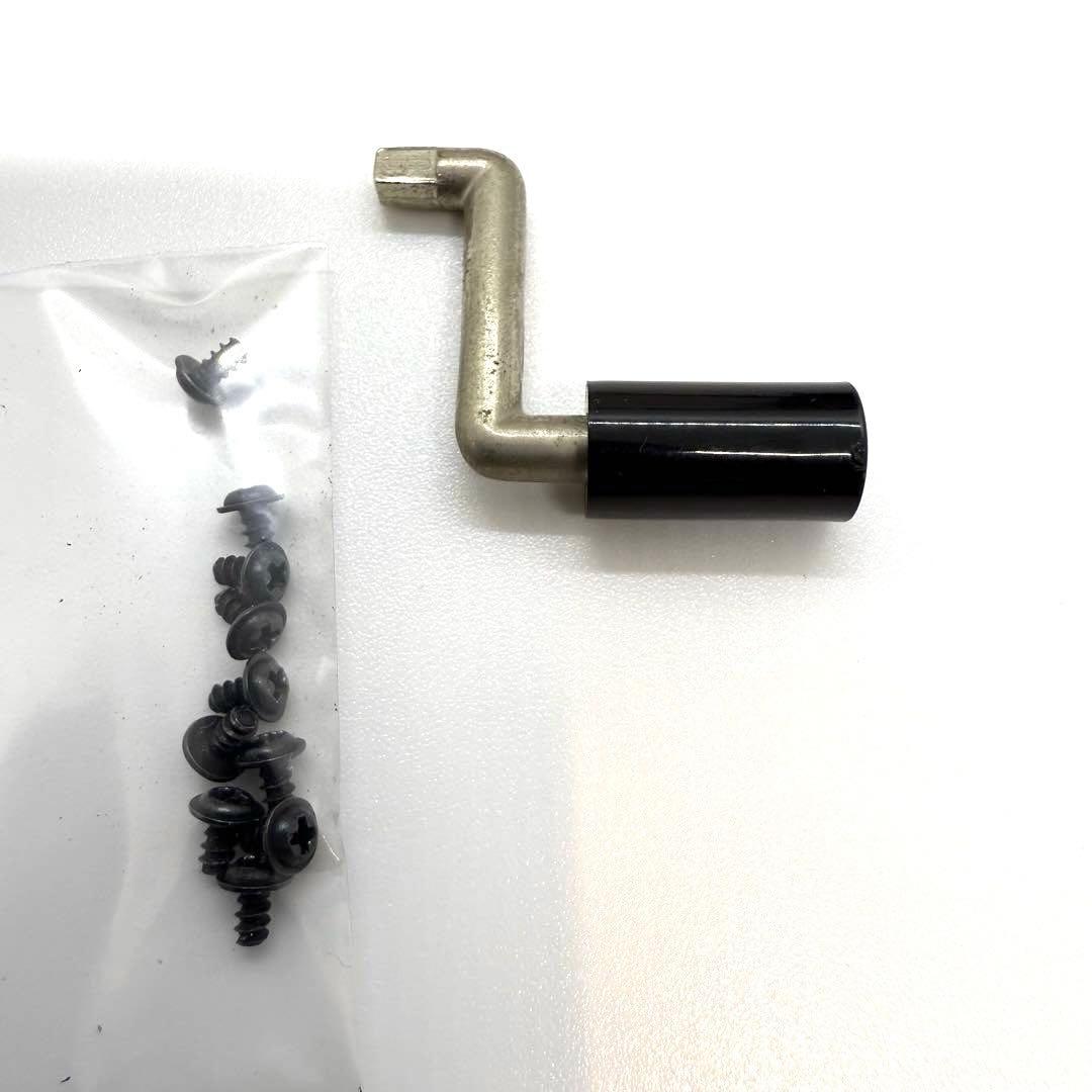 最終値下げ　激レア　BUICK 2 POST LIFT 1:18スケール 限定版