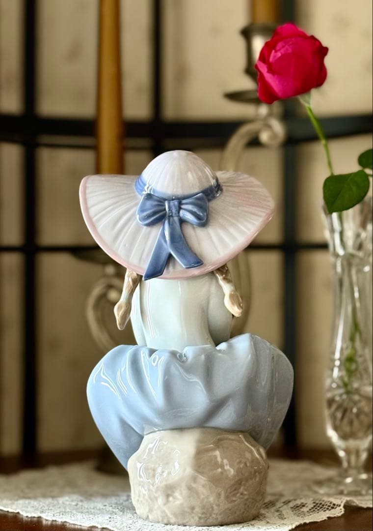 リヤドロ　LLADRO 花の香りにつつまれて　コレクション　置物　オブジェ　磁器