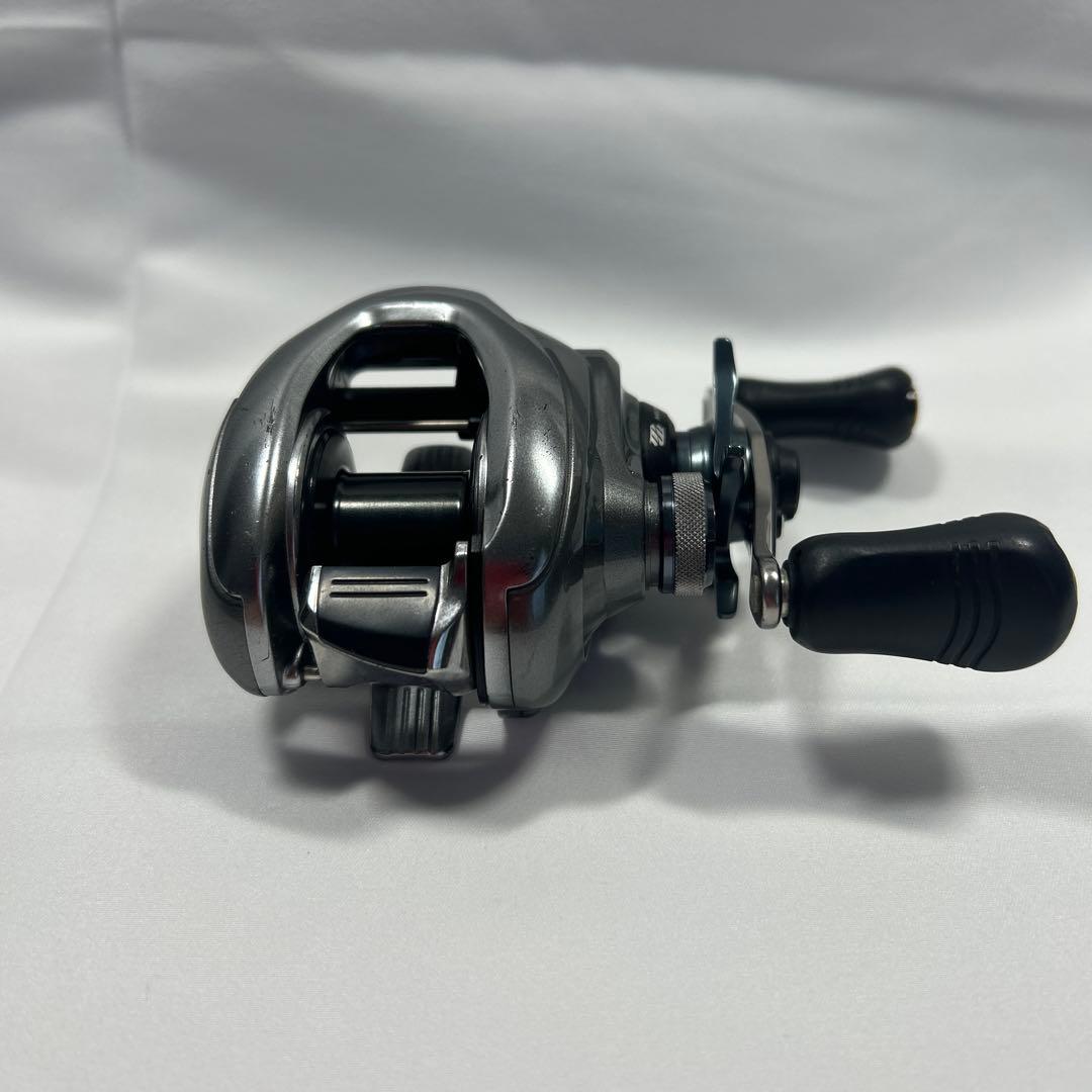 MICRO MODULATE 両軸リール グレー