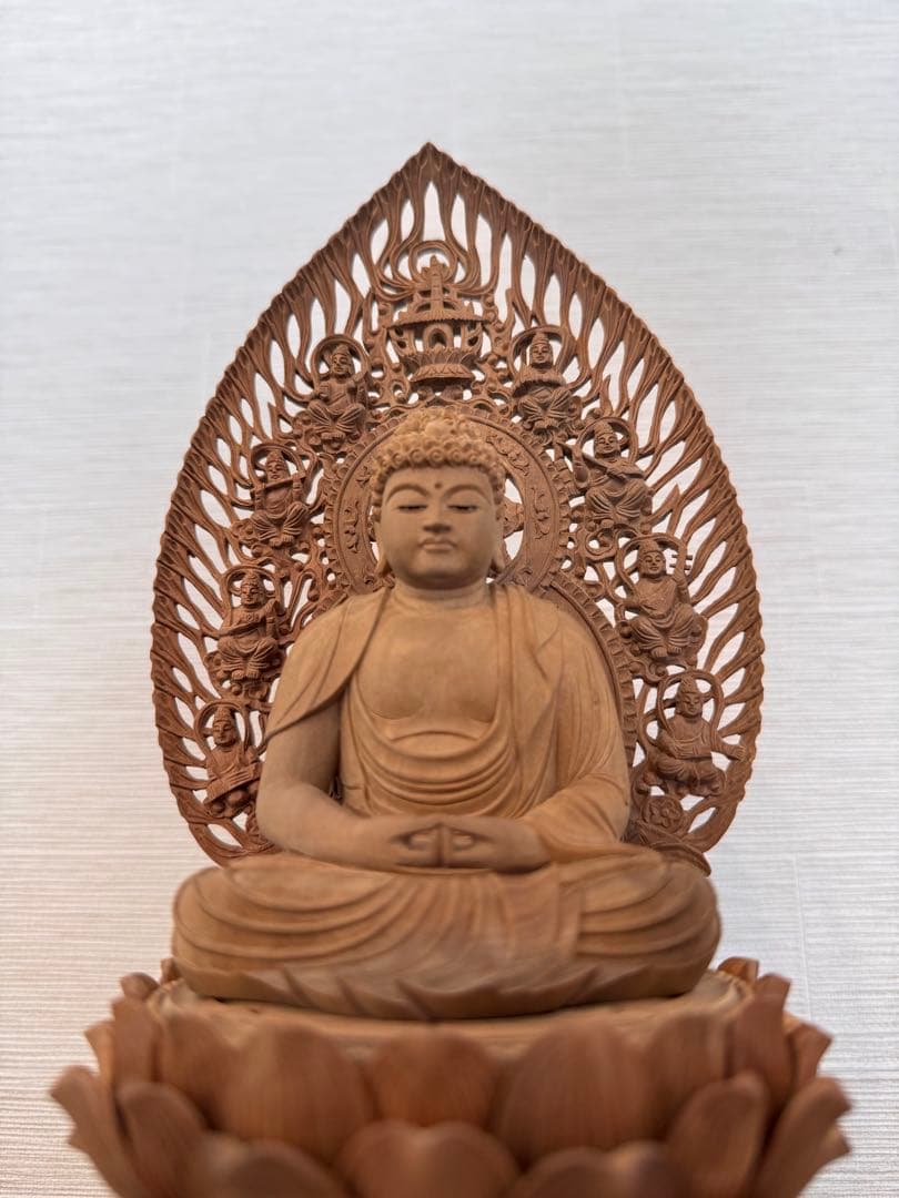 白檀目入彫もの