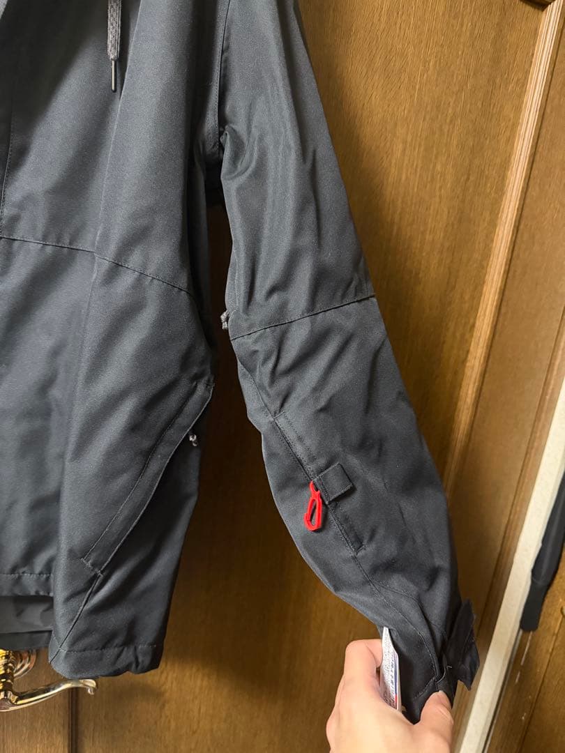 スノーボードウェア686