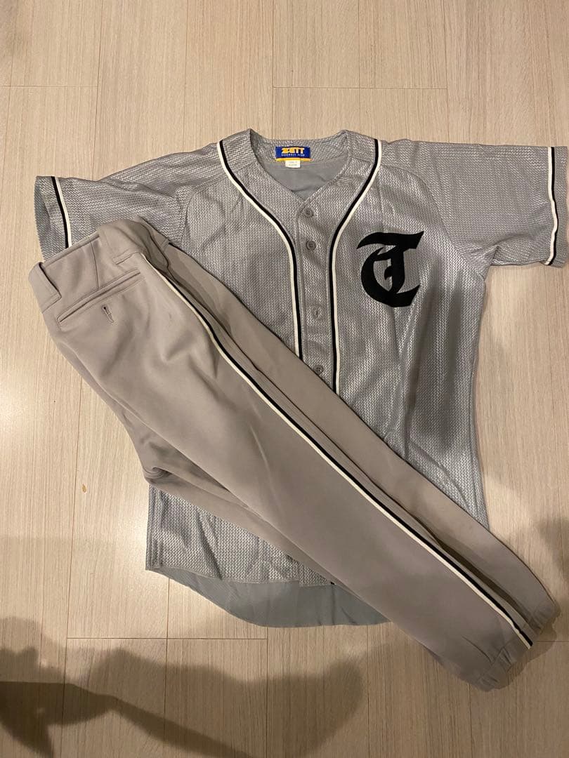野球ユニフォーム一式　　17着