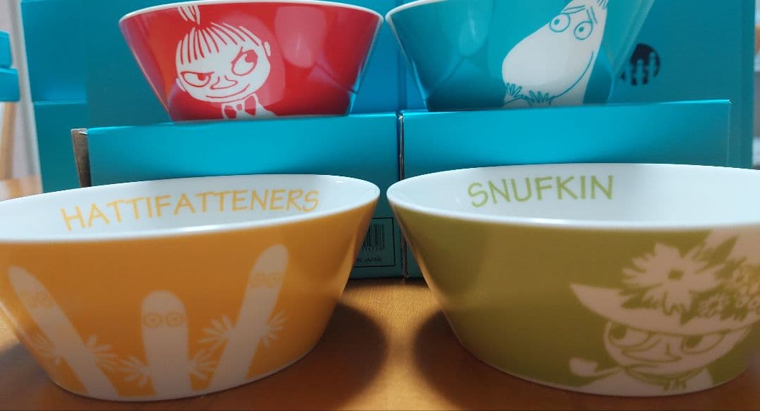 未使用★ムーミン★ 皿・マグカップ・タンブラー・スプーンフォークなど32点セット