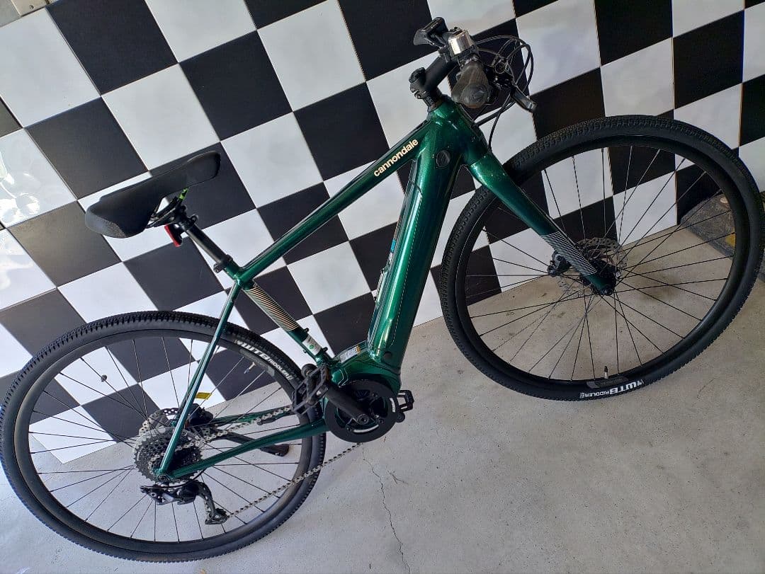 軽量 クロス CANNONDALE キャノンデール アシスト QUICK NEO