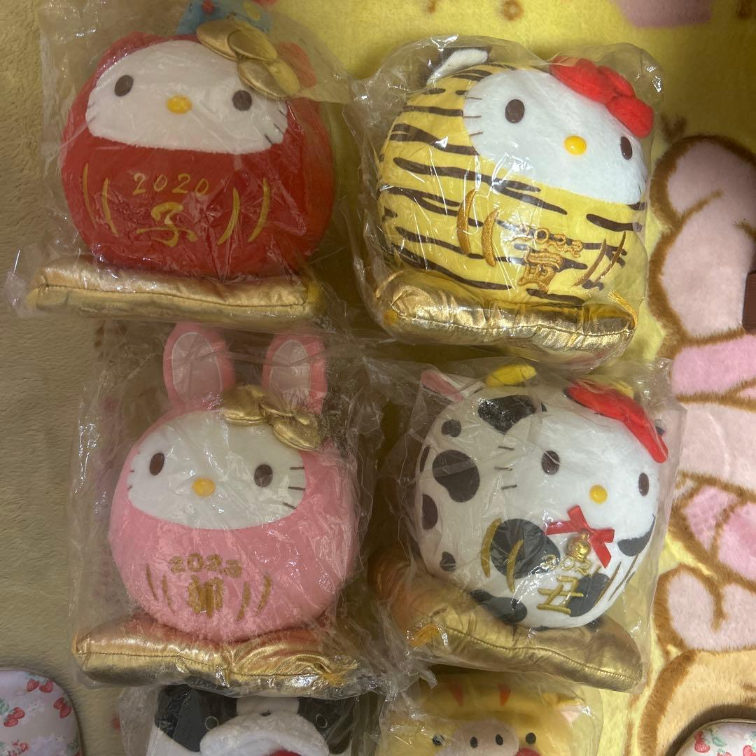 ヤクルト　キティーちゃん　ぬいぐるみ