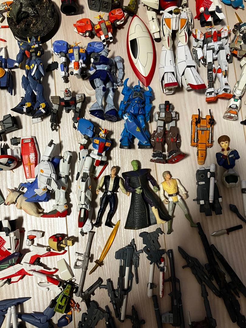 【ジャンク品】フィギュア、食玩等、約4〜5kg