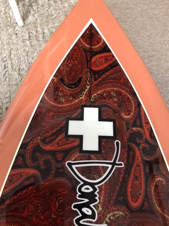 ドノヴン フランケン　レーター　デザイン　，ドック，サーフボード