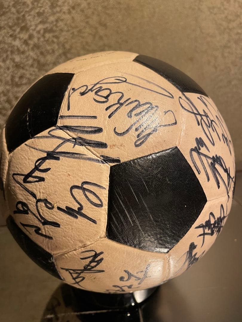 最終値下　Jリーグガンバ大阪サイン入りサッカーボール　1993年