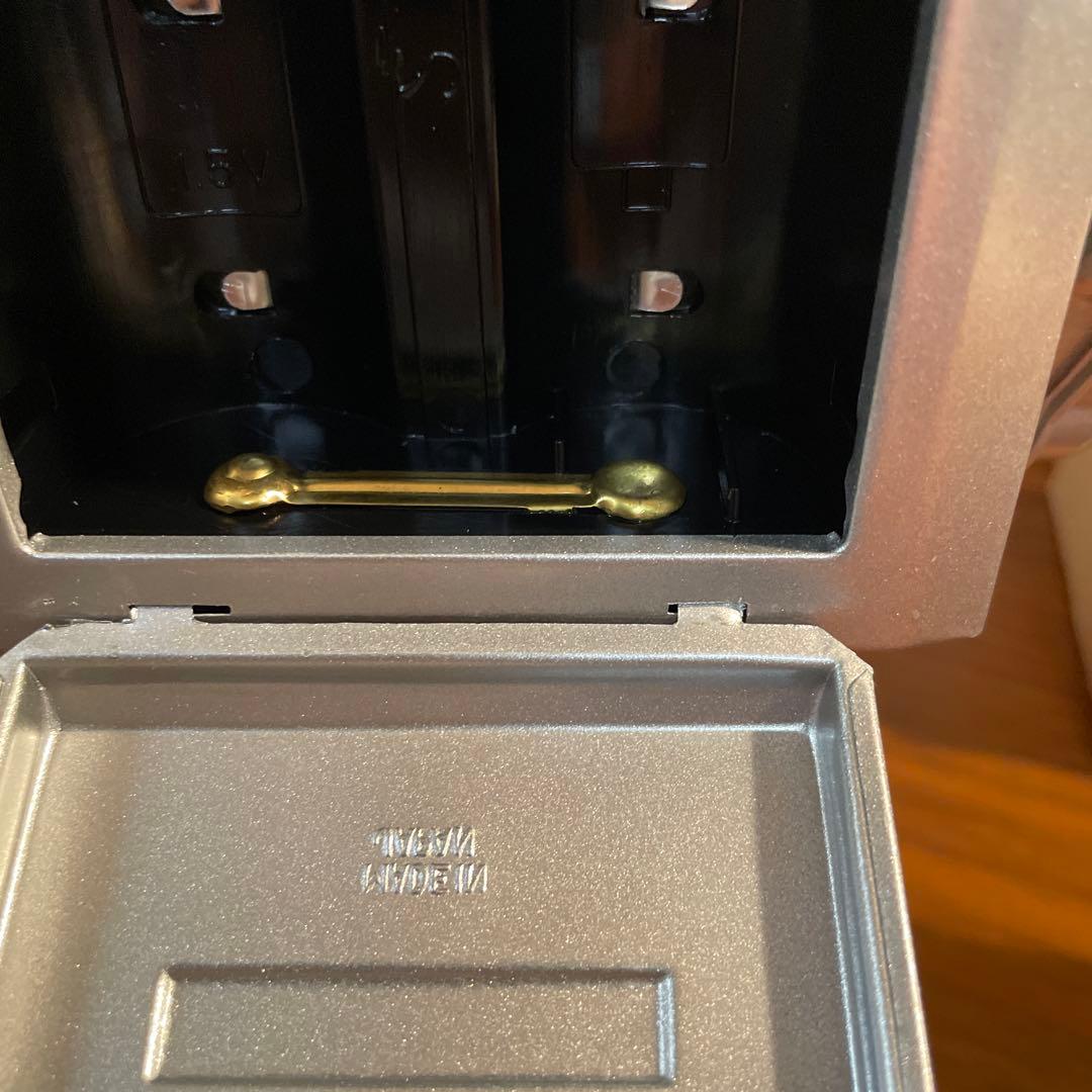 新品保管品メタル社ギアロボ未使用シルバー&ゴールド（A社無在庫転売屋に注意して）