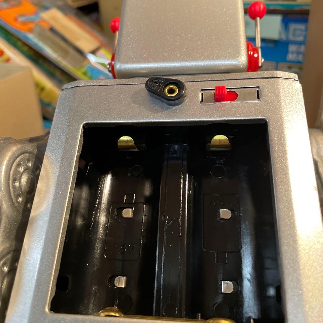 新品保管品メタル社ギアロボ未使用シルバー&ゴールド（A社無在庫転売屋に注意して）