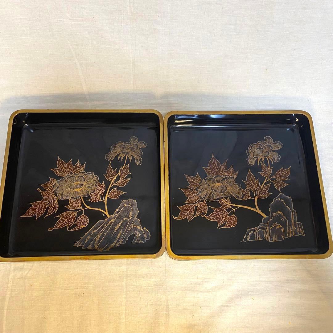 輪島塗　角盆　蒔絵　金彩　牡丹文　蝶文　2客