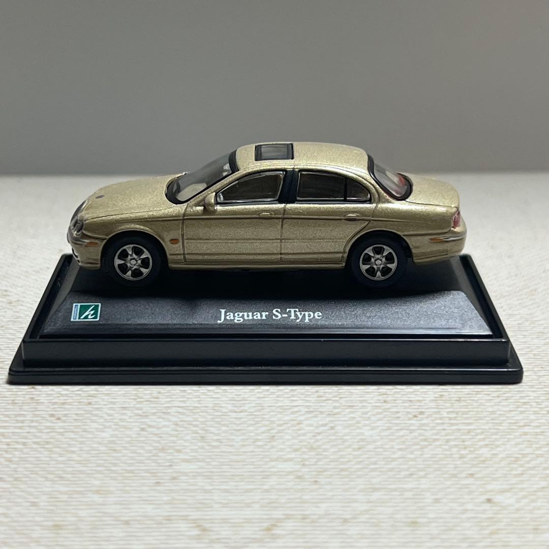 Jaguar S-Type 1/43スケール ゴールド ジャガー