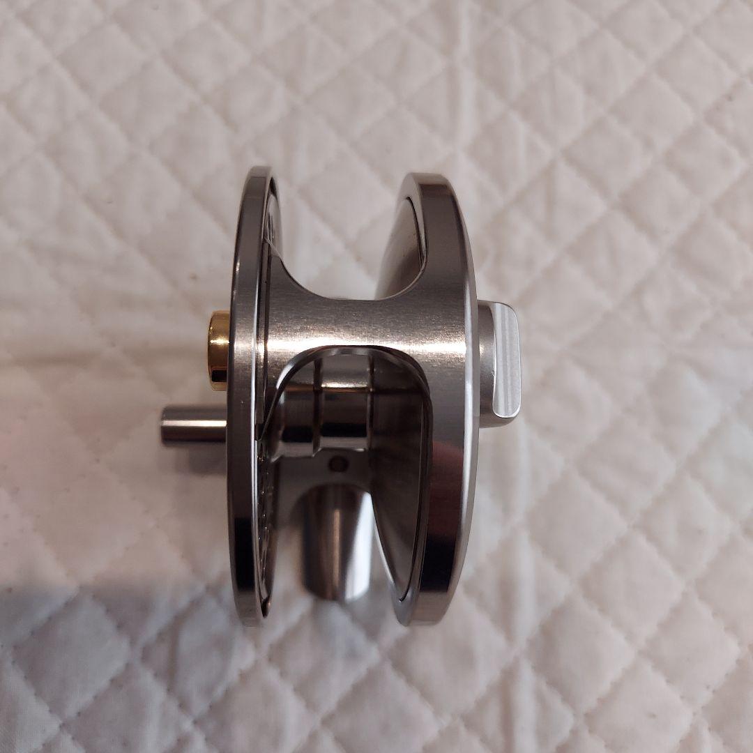 Daiwa Alltmor 100D フライリール