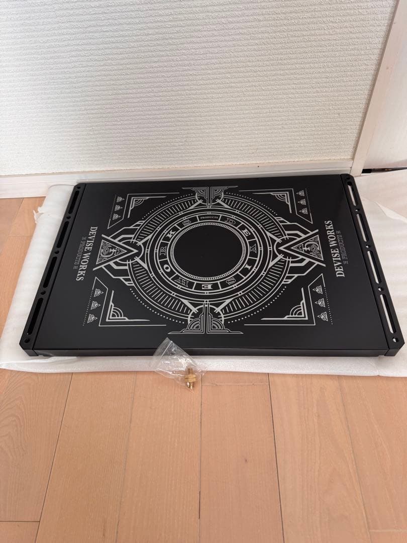 DEVISE WORKS KRSC TOP 紋章柄