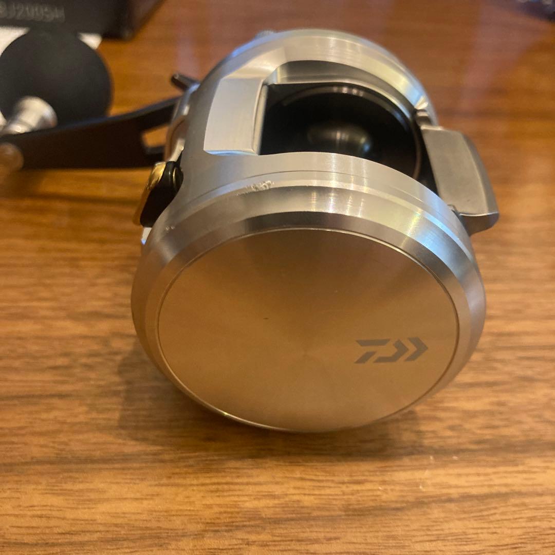 15 キャタリナ　BJ200SH 中古美品　　Catalina ジギングリール