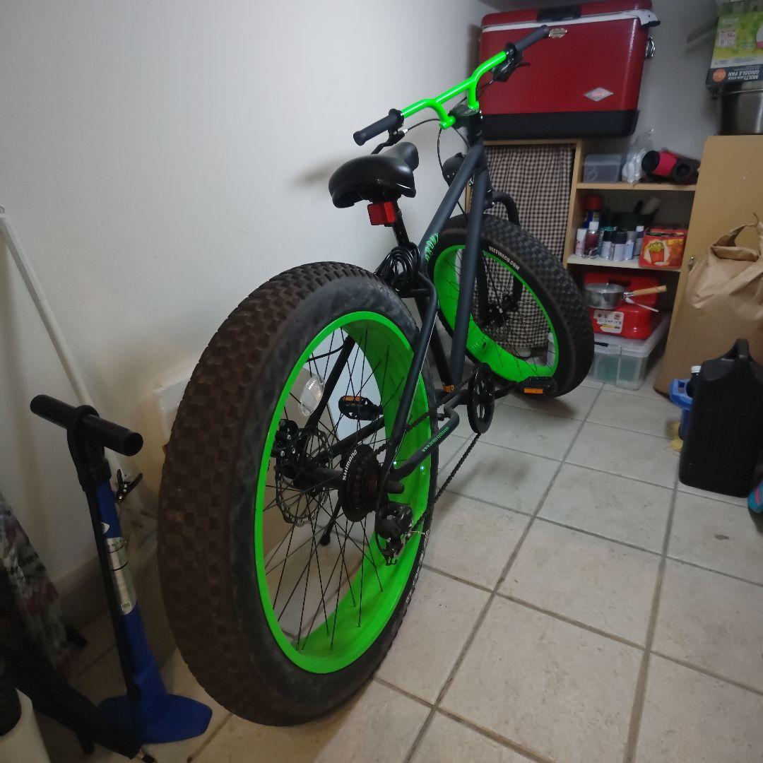 BRONX 4.0DD Matte Black/Lime 26インチ