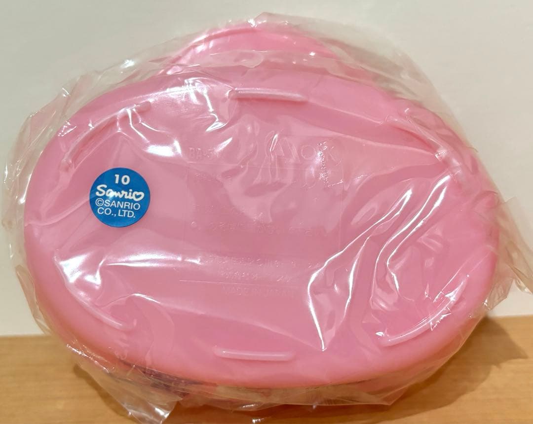 サンリオ　ハローキティ　ハンドソープボトル　石けん台　歯ブラシスタンド　レトロ