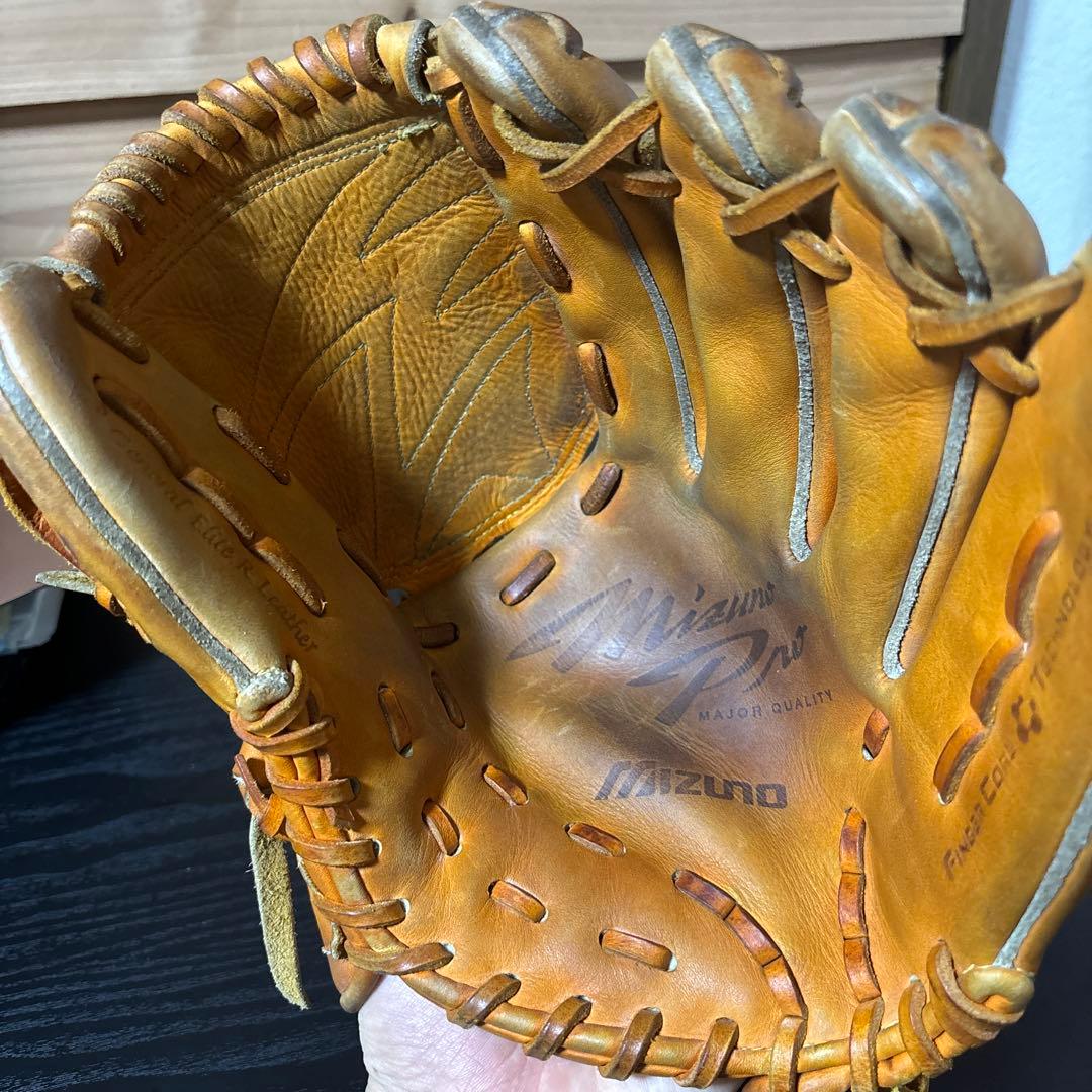 ミズノプロ投手用グローブ