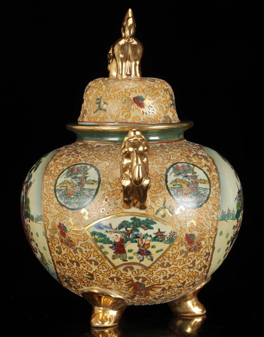 薩摩焼 金襴手色絵金彩 着物美人唐子風景窓絵付 獅子耳大香炉 高さ44cm