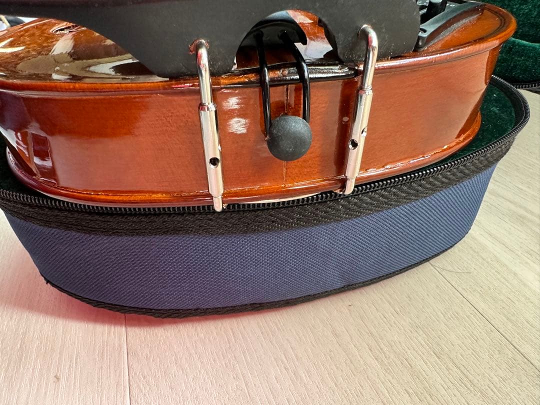 新品未使用　ハルシュタット　エレクトリックバイオリン　CV-210E/EV-30