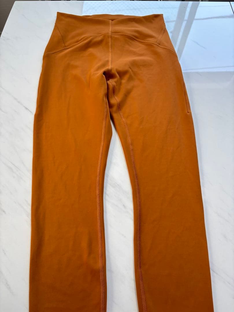 【美品】ルルレモン　InStill ハイライズタイツ 24インチ　サイズM