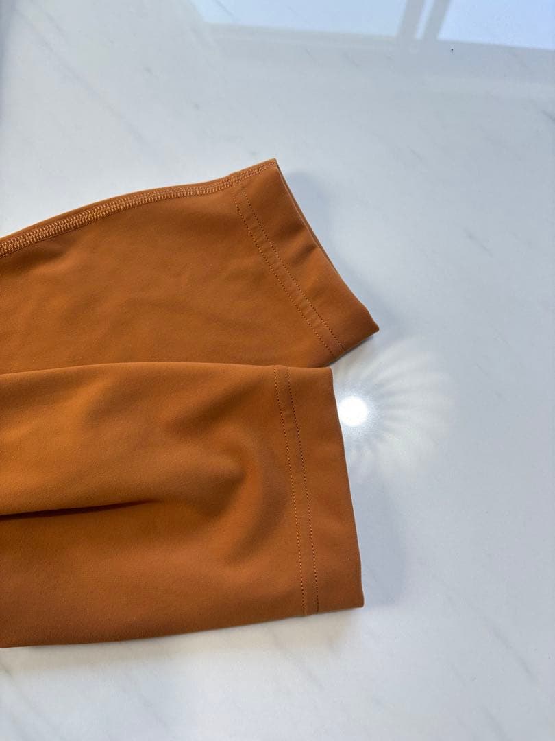 【美品】ルルレモン　InStill ハイライズタイツ 24インチ　サイズM