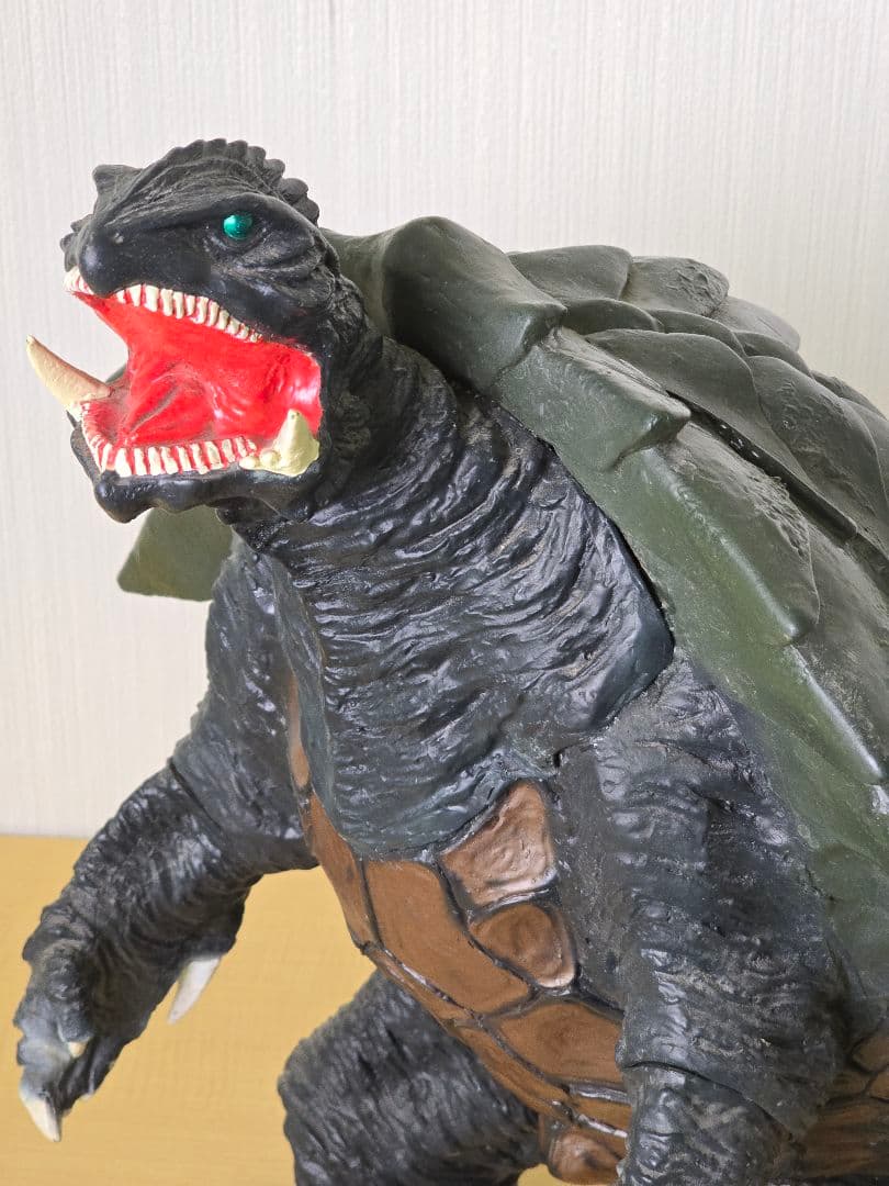 ガメラ フィギュア 高さ約52cm