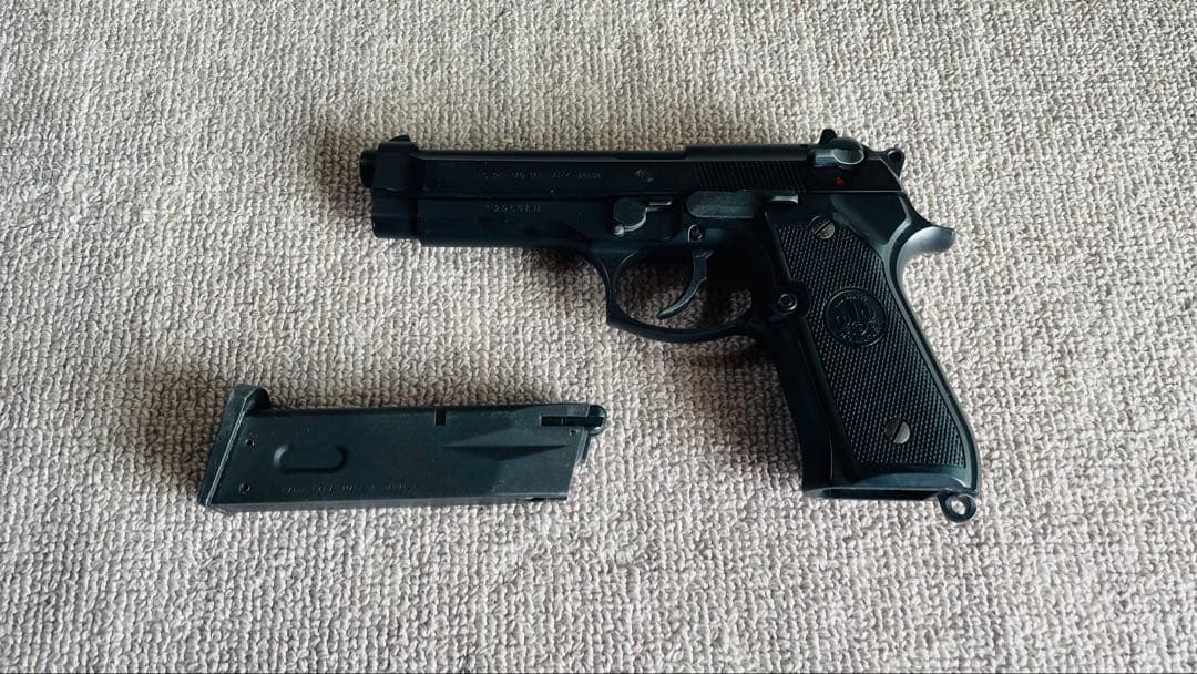 Beretta 92F ガスガン ブラック