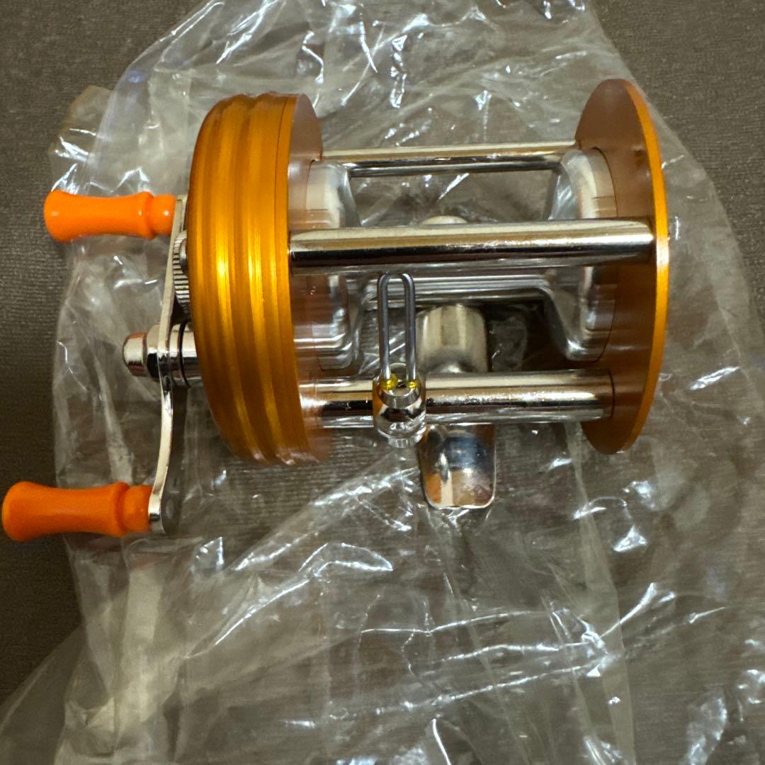 Revolver No.411 オレンジ