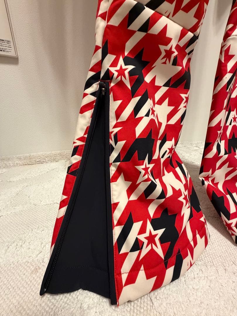 新品・未使用　BOSS ボス　レディーススキーウェア　Lサイズ