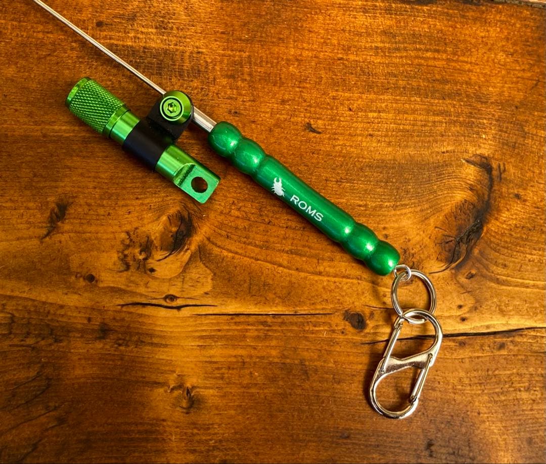 クワガタ採集セット　オリジナル掻き出し棒　デジタルノギス　懐中電灯　採集ケース