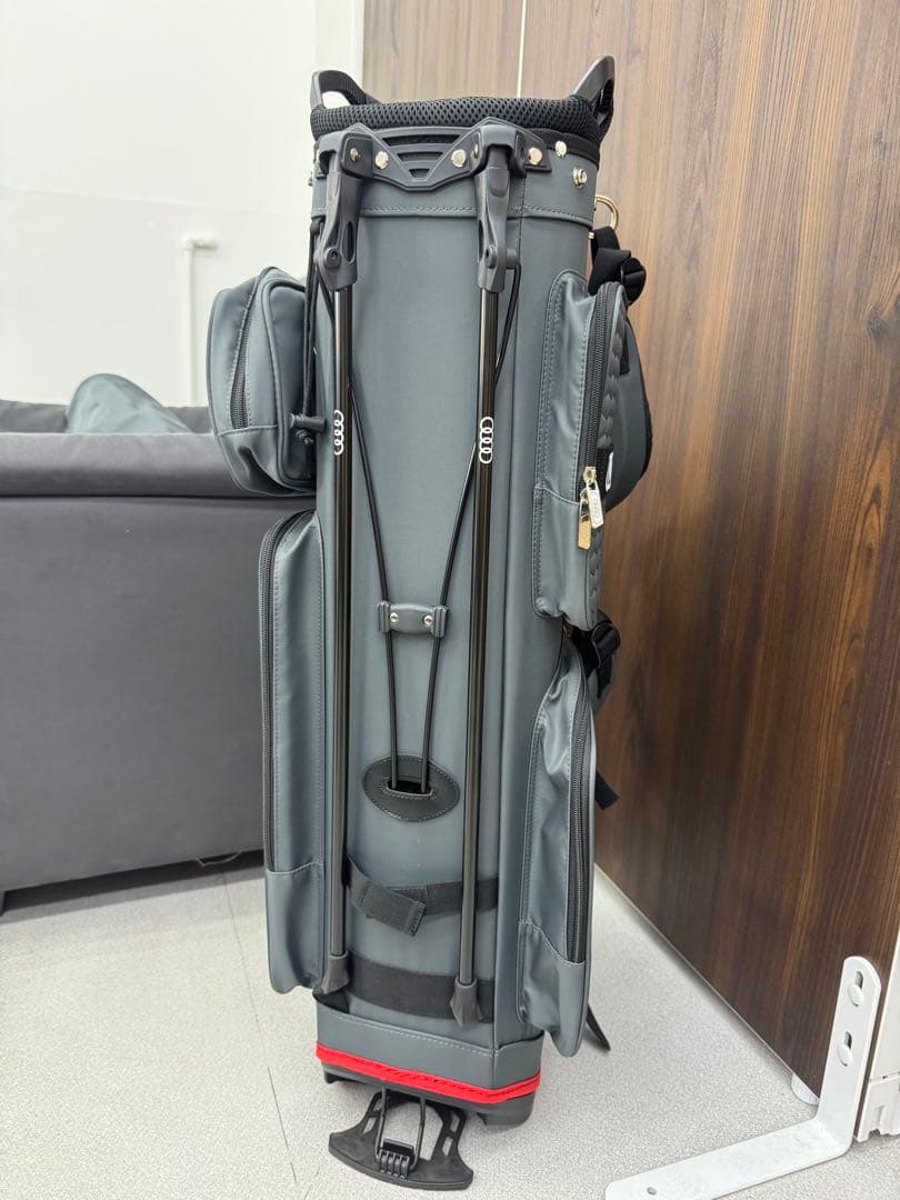 Audi ゴルフバッグ・キャディバッグ グレー