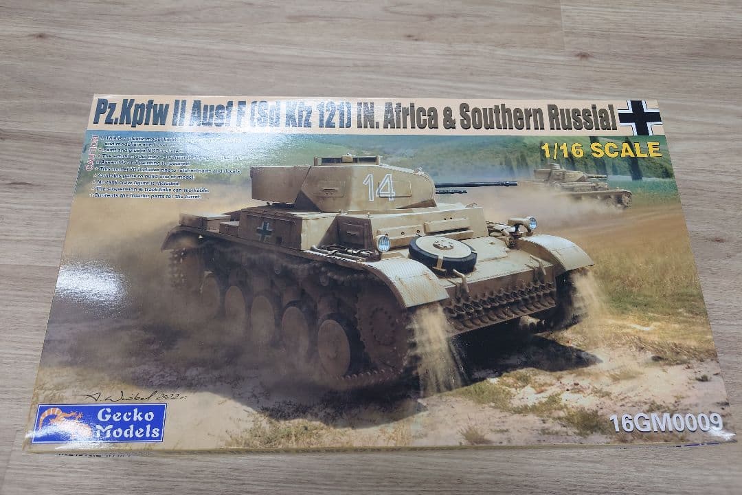 Pz.Kpfw II Ausf F (Sd.Kfz 121) 1/16スケール