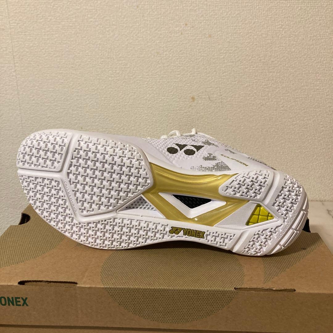 ヨネックス SHBELZ3M バドミントン エクリプションZメン 26.0