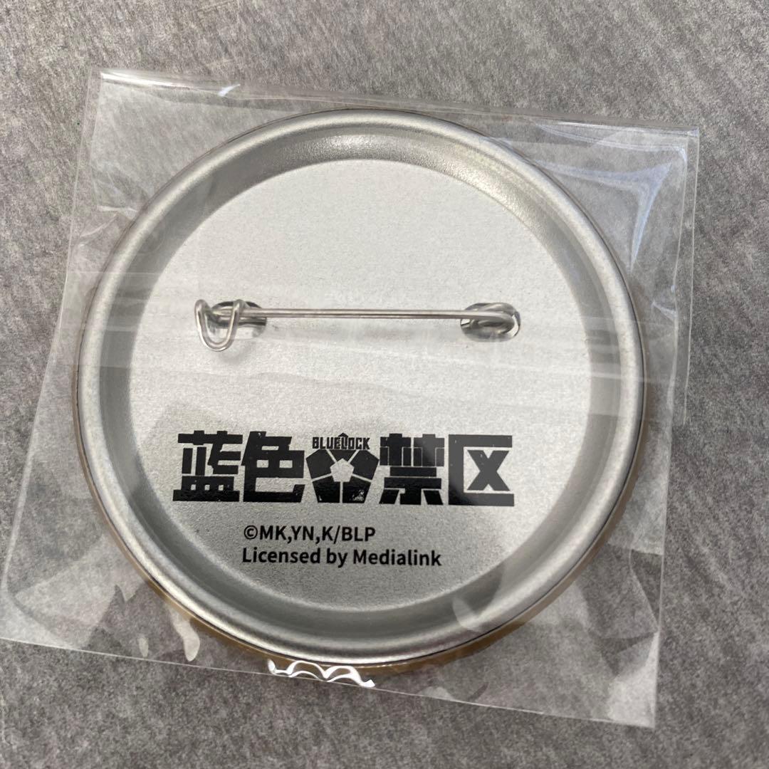 ブルーロック 海外限定 缶バッジ レリーフ メタル 缶バッジ