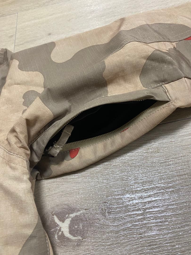 DC スノボーウェア　プルオーバー