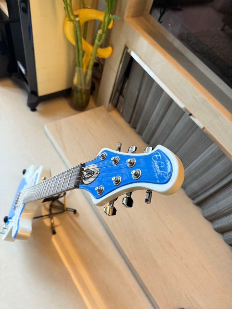 初音ミク　ギター　雪ミク　 MIKU　エドワーズ　E-STREAM