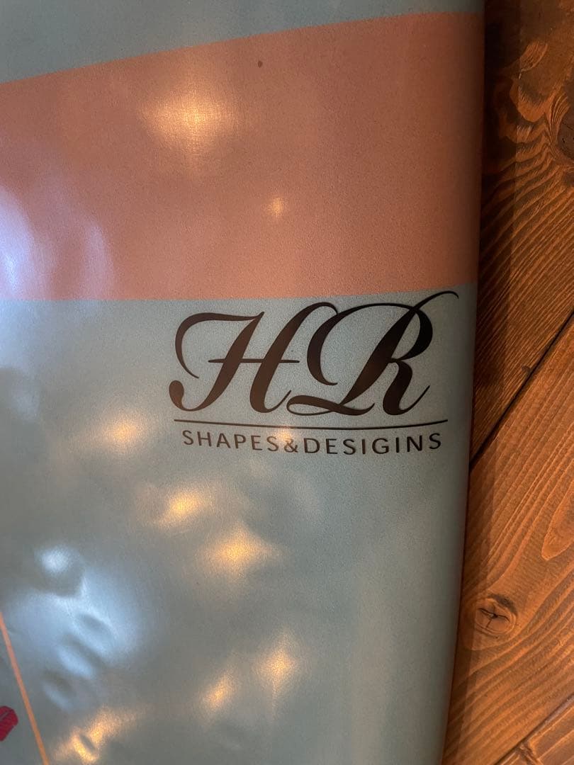 中古　CRYSTAL DREAMS 5'7 1/2 シングルフィン