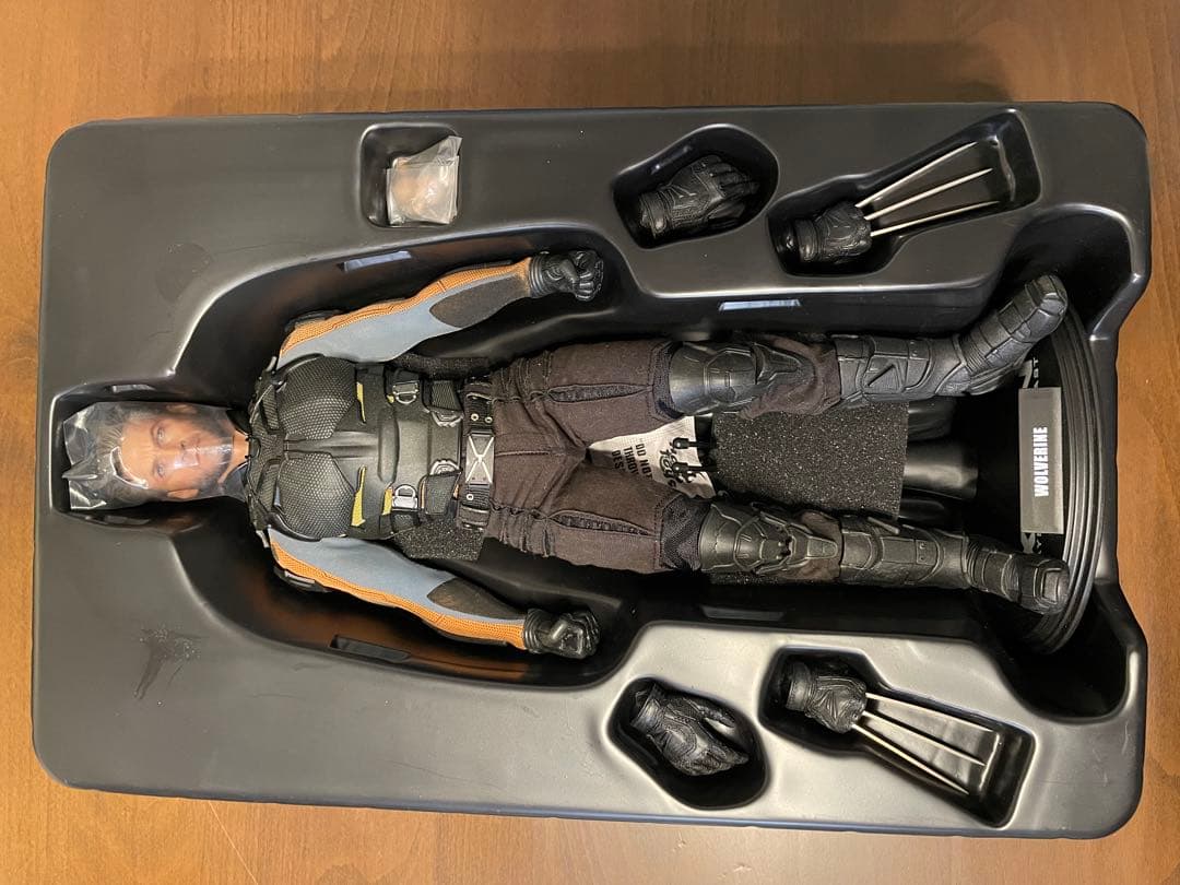 ホットトイズ X-MEN:フューチャー&パスト ウルヴァリン　センチネル頭部台座