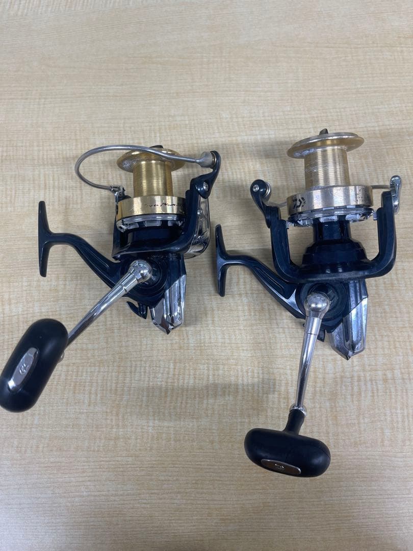 ダイワの遠投リール 2個セット ジャンク