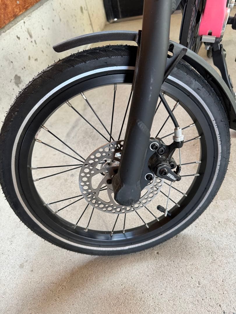 美品　STRIDA 収納袋付き　ストライダ