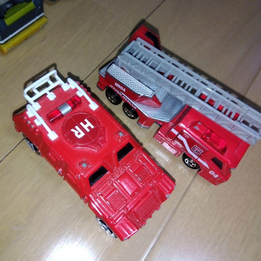 タカラトミー　ハイパーレスキュー0、1、2、3号　隊員12体＆車両33台未開封有