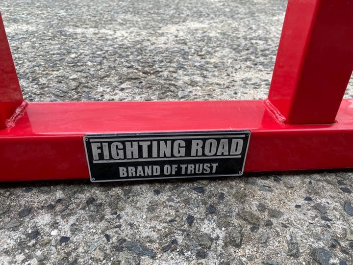 ファイテングロード　カールベルトTRUST 赤・黒