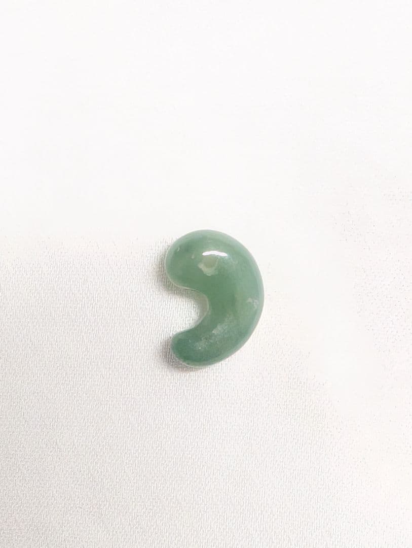 糸魚川産　本翡翠　琅玕　店主イチオシ