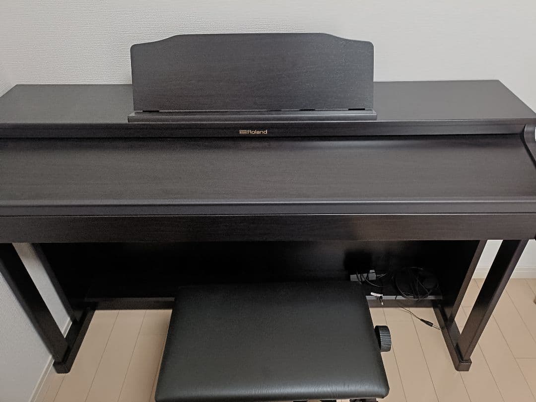 【美品】電子ピアノ　ローランドHP601-CR